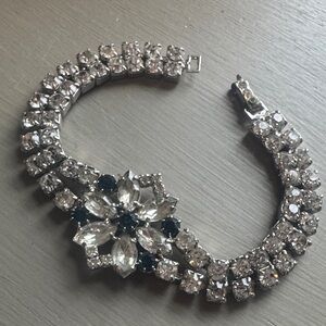 Rhinestone Crystal Bracelet - Clear Silver Sparkle